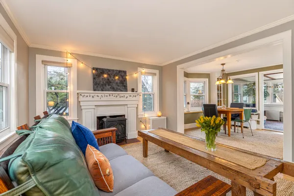 $1,025,000 | 59 Ocean View Road, Cape Elizabeth, ME 04107