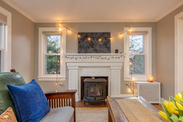 $1,025,000 | 59 Ocean View Road, Cape Elizabeth, ME 04107