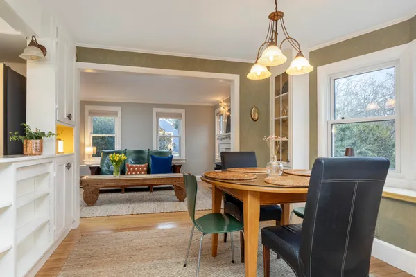 $1,025,000 | 59 Ocean View Road, Cape Elizabeth, ME 04107