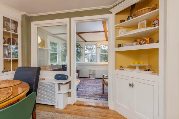 $1,025,000 | 59 Ocean View Road, Cape Elizabeth, ME 04107