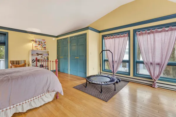 $1,025,000 | 59 Ocean View Road, Cape Elizabeth, ME 04107
