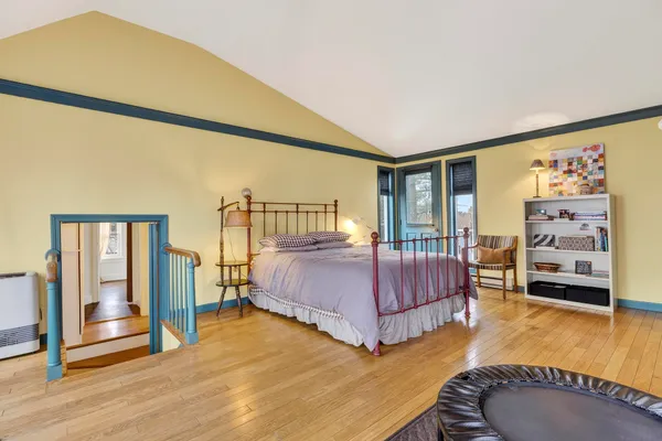 $1,025,000 | 59 Ocean View Road, Cape Elizabeth, ME 04107