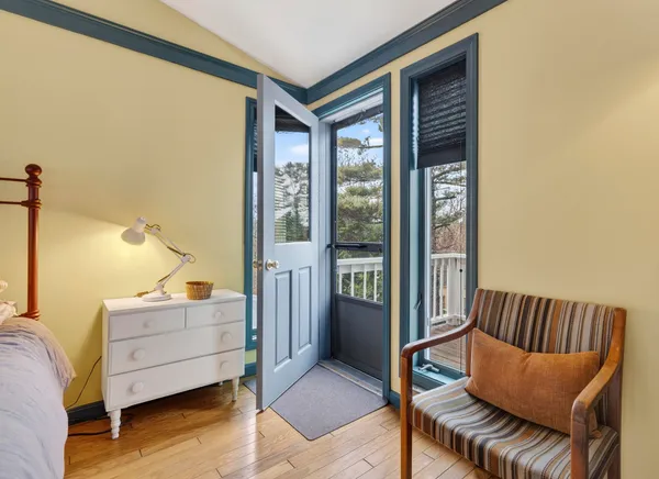 $1,025,000 | 59 Ocean View Road, Cape Elizabeth, ME 04107