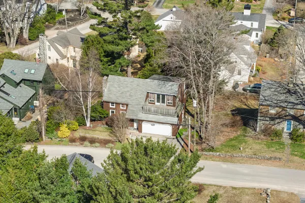 $1,025,000 | 59 Ocean View Road, Cape Elizabeth, ME 04107