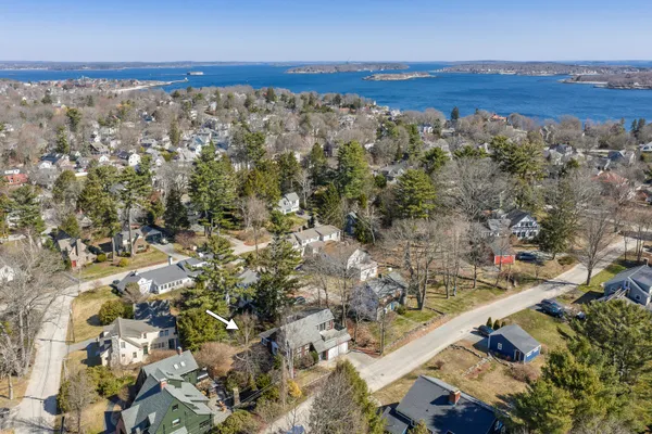 $1,025,000 | 59 Ocean View Road, Cape Elizabeth, ME 04107