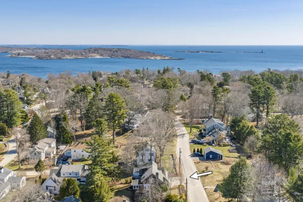 $1,025,000 | 59 Ocean View Road, Cape Elizabeth, ME 04107