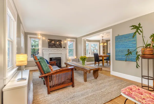 $1,025,000 | 59 Ocean View Road, Cape Elizabeth, ME 04107