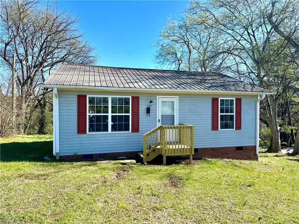 $139,900 | 406 Dunbar Street, Lexington, NC 27292