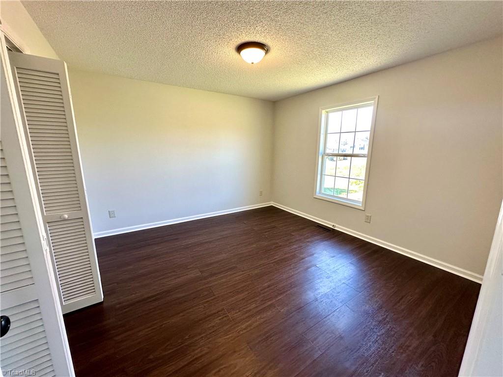 406 Dunbar Street Lexington, NC 27292 - Photo 10 of 23 Front Bedroom