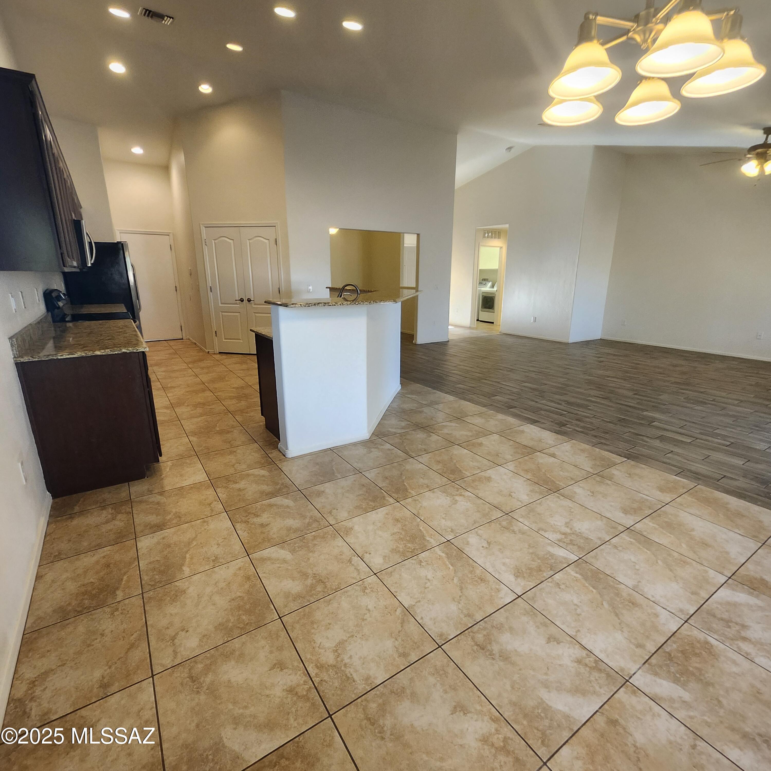 9221 South Sweet Spring Road Tucson, AZ 85756 - Photo 14 of 45 original - 2025-08-05T133525.784