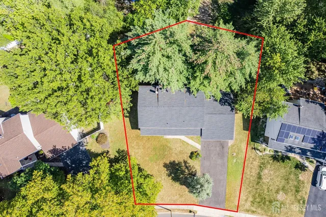 $749,999 | 9 Donald Avenue, Kendall Park, NJ 08824