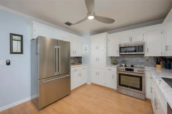 $4,000 | 3801 Helene Street, Sarasota, FL 34233
