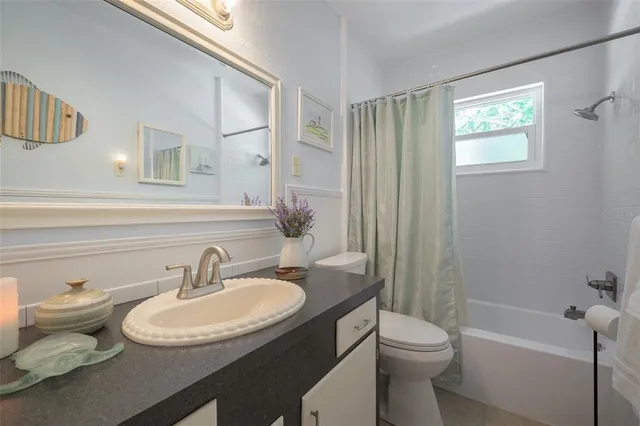 $4,000 | 3801 Helene Street, Sarasota, FL 34233