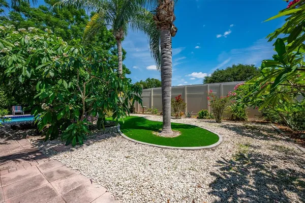 $4,000 | 3801 Helene Street, Sarasota, FL 34233