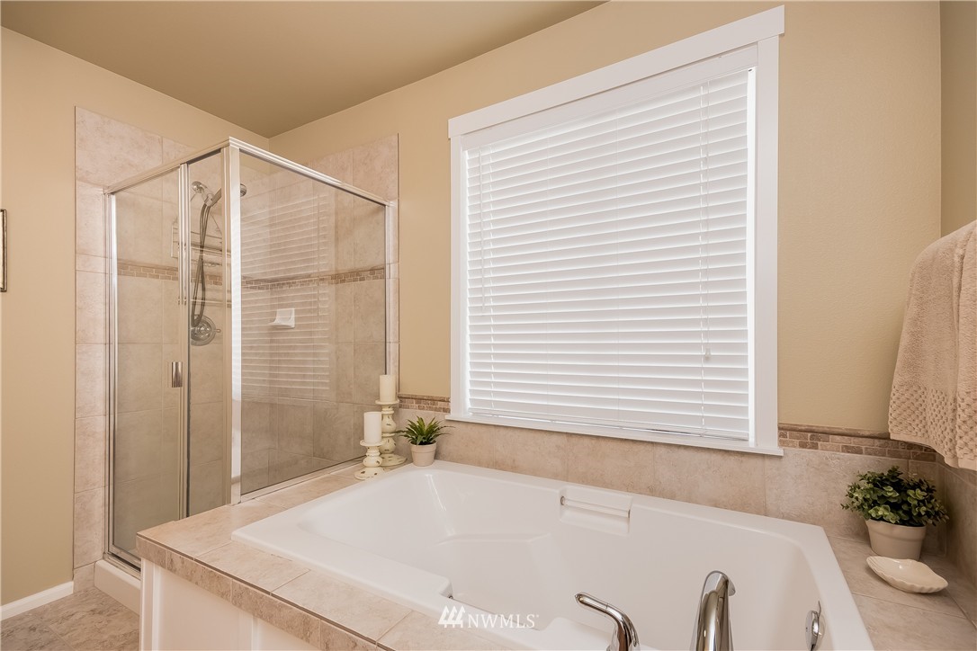 2126 Kennewick Place Northeast Renton, WA 98056 - Photo 14 of 25 Gallery Image 14