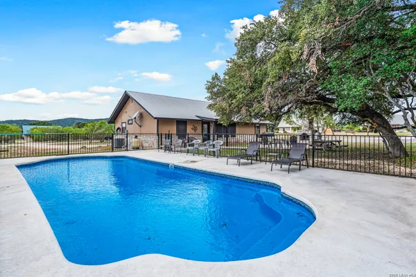 $519,900 | 19 Wisteria Way, Concan, TX 78838