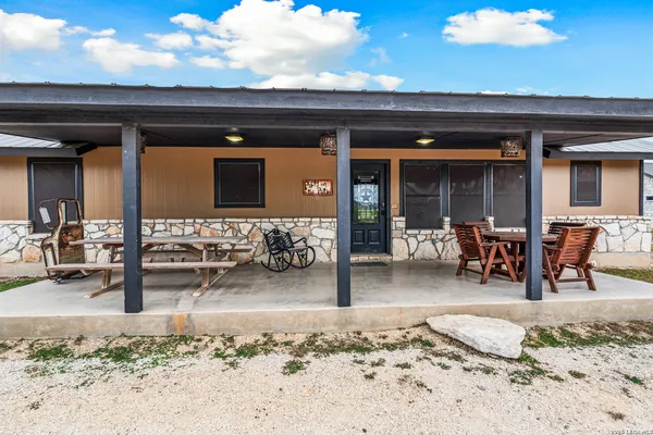 $519,900 | 19 Wisteria Way, Concan, TX 78838