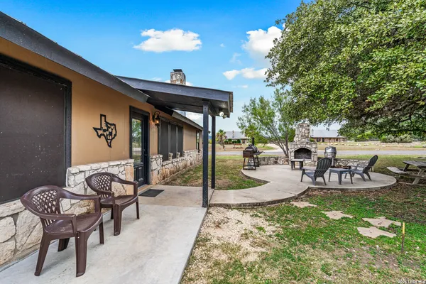 $519,900 | 19 Wisteria Way, Concan, TX 78838