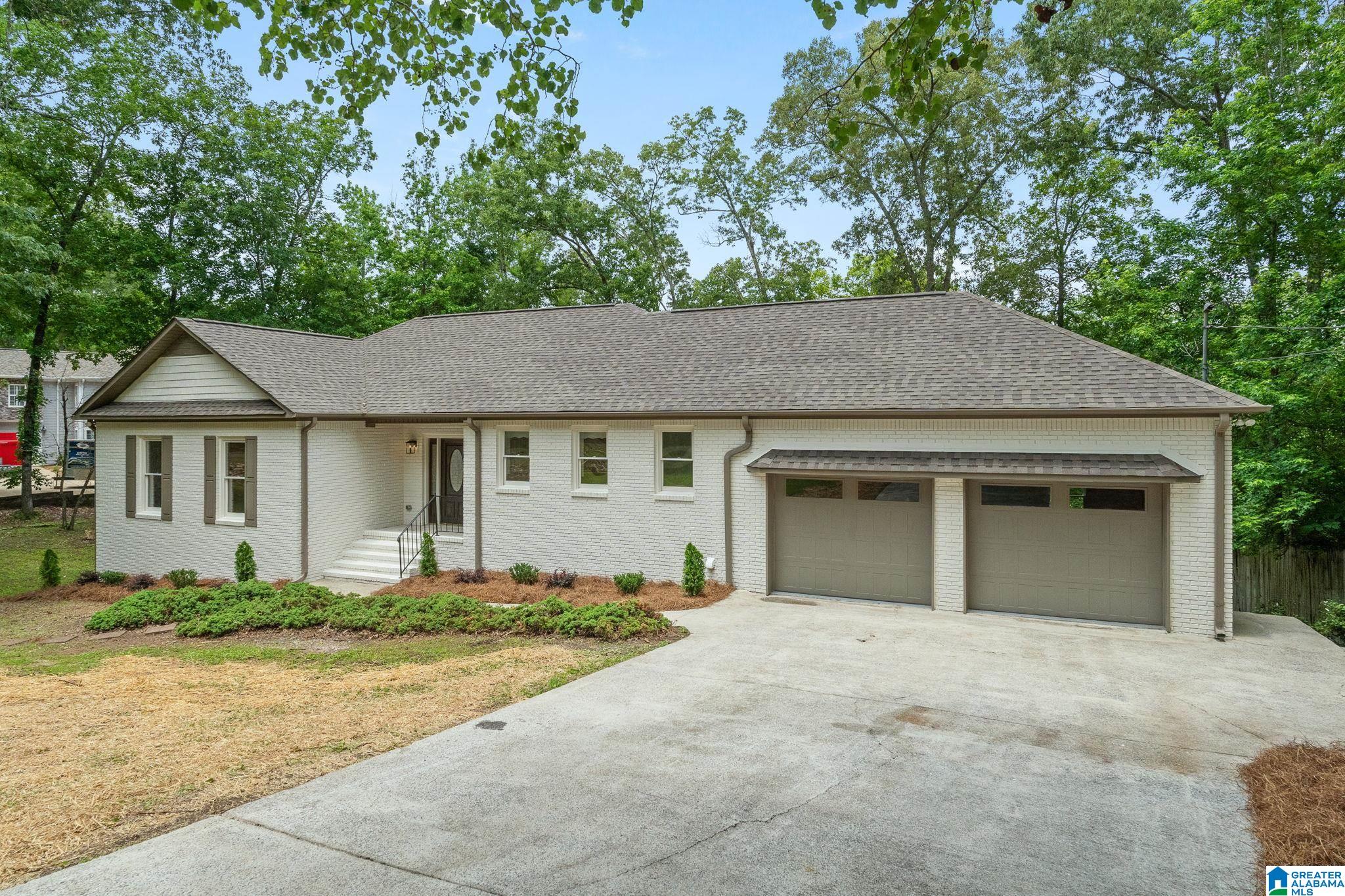 111 Dove Cove Road Talladega, AL 35160 - Photo 3 of 70
