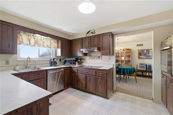 $269,900 | 765 12th Street, Pitcairn, PA 15140