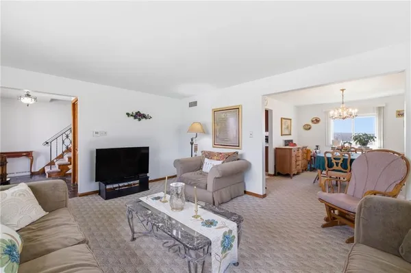 $269,900 | 765 12th Street, Pitcairn, PA 15140