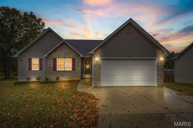 $279,900 | 808 Mary Lou Street, Bonne Terre, MO 63628