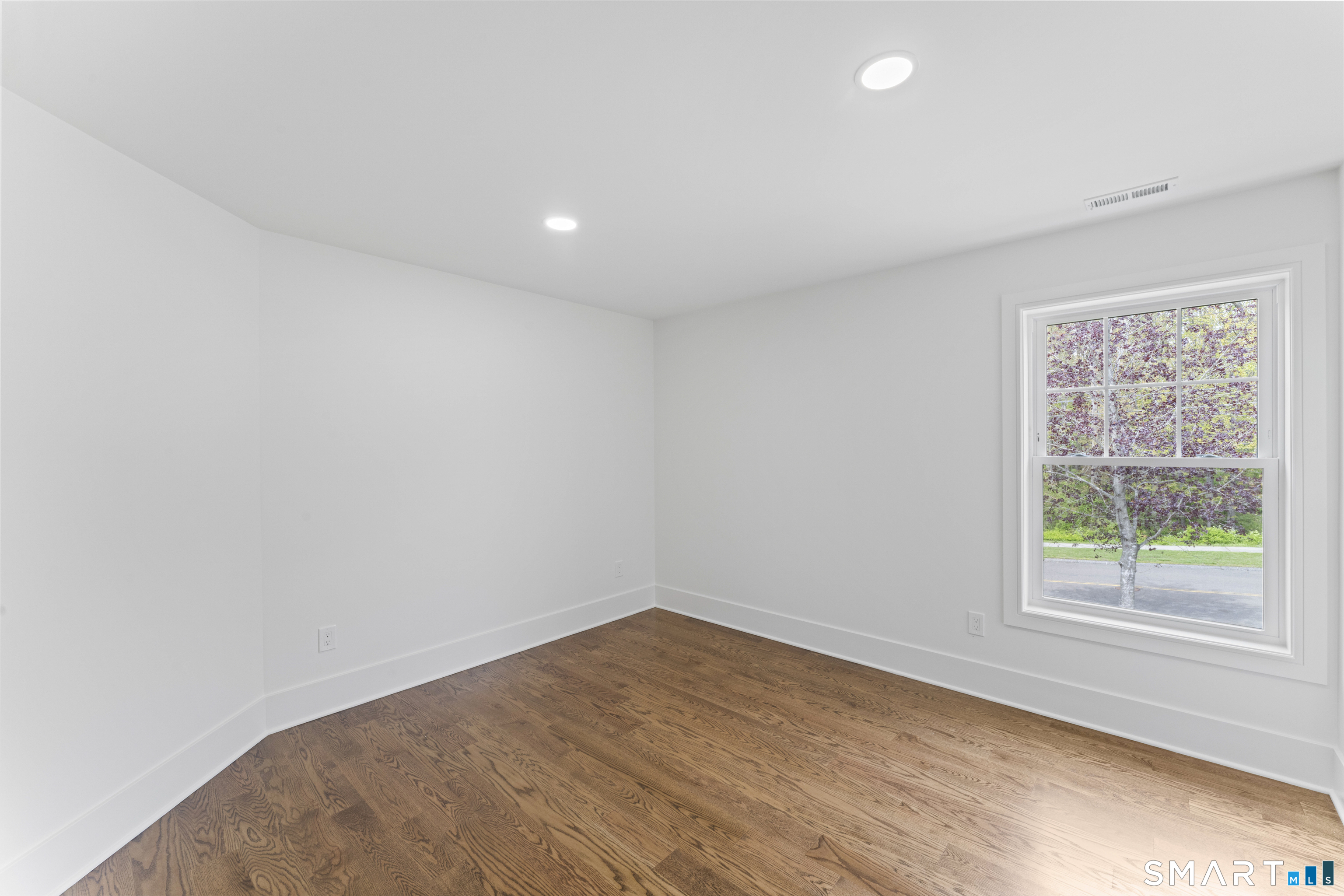 95 Harvest Ridge Road Stratford, CT 06614 - Photo 26 of 40