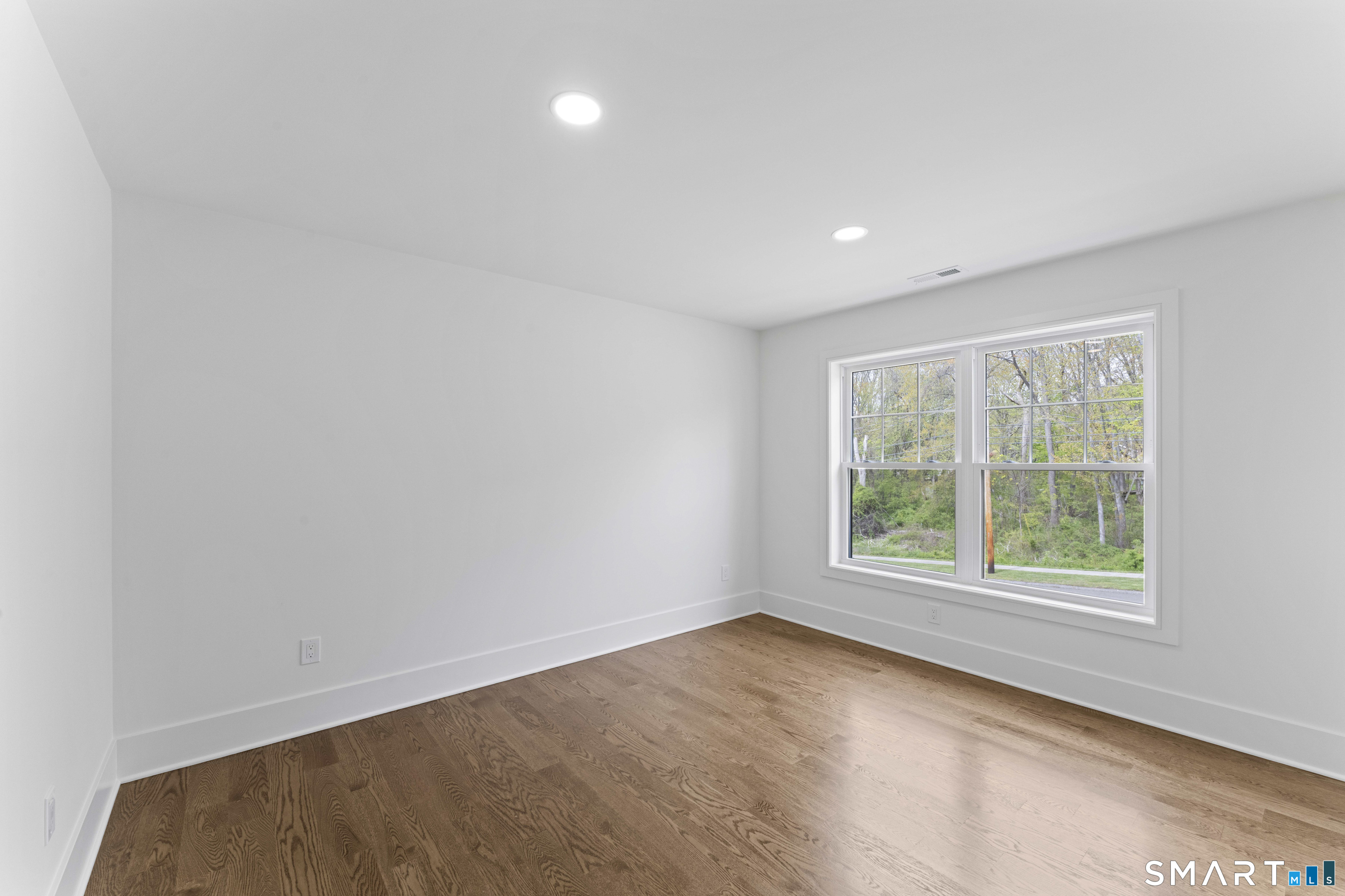 95 Harvest Ridge Road Stratford, CT 06614 - Photo 32 of 40