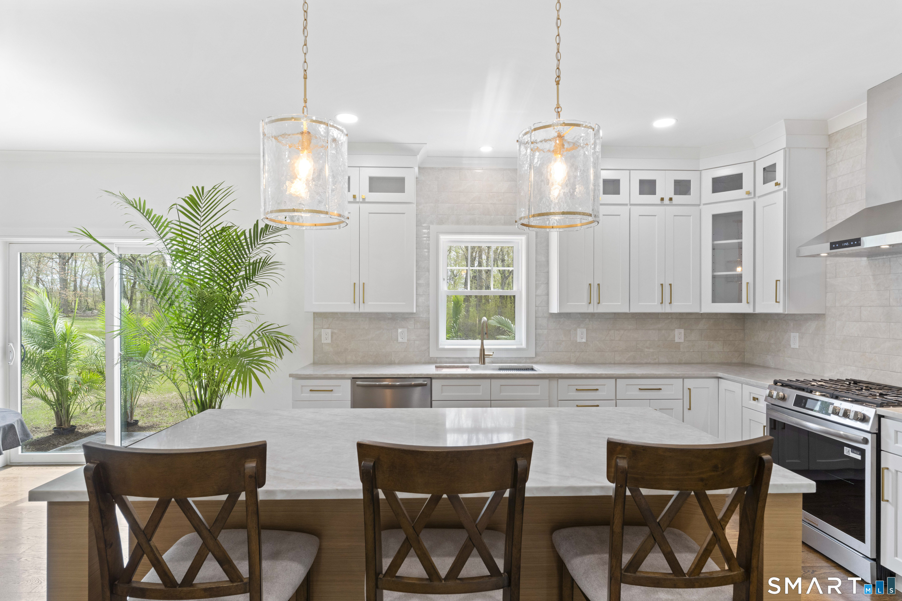 95 Harvest Ridge Road Stratford, CT 06614 - Photo 6 of 40