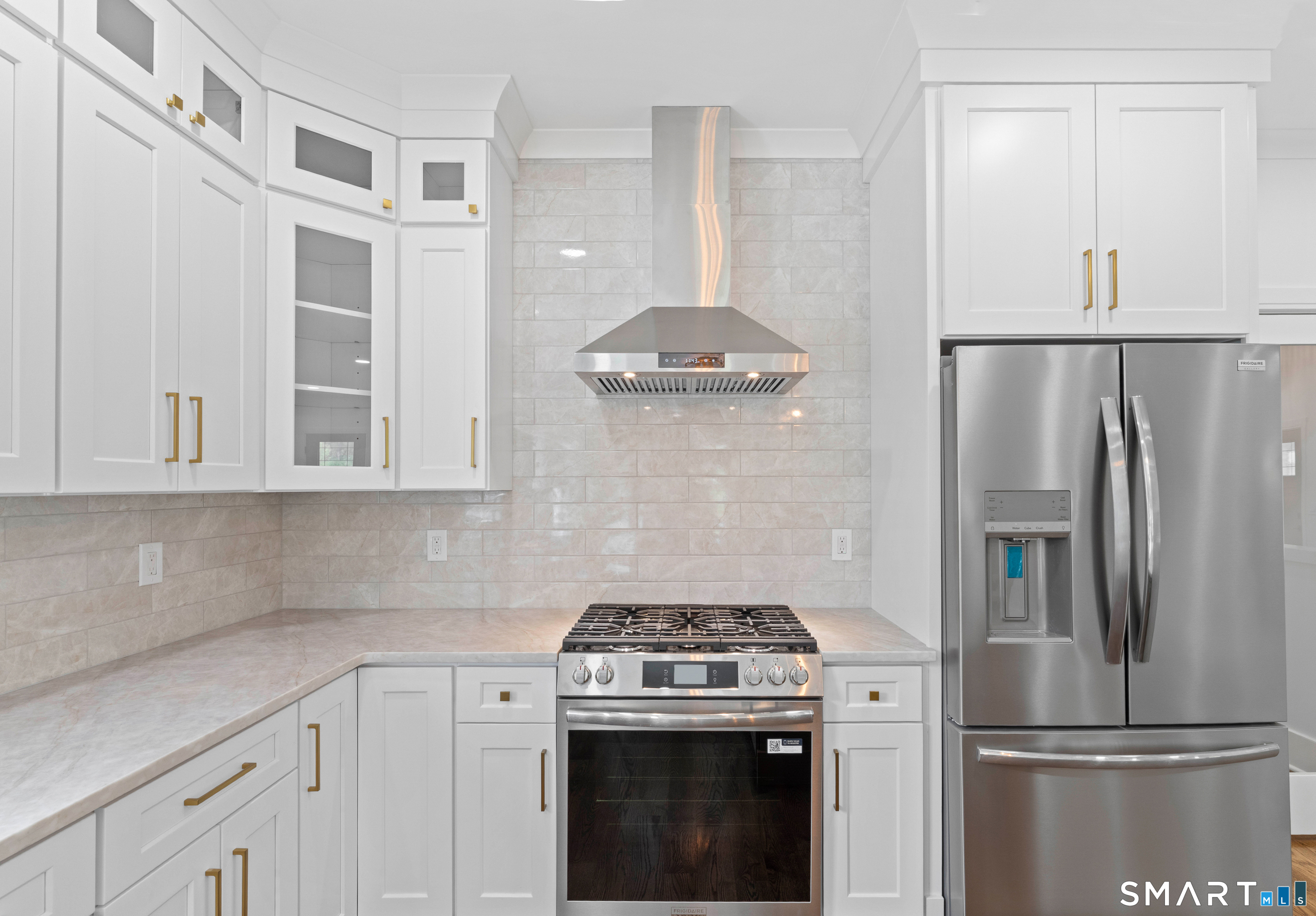 95 Harvest Ridge Road Stratford, CT 06614 - Photo 8 of 40