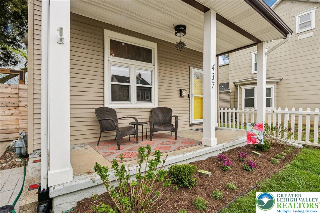 437 3rd Avenue Bethlehem, PA 18018 - Photo 3 of 48