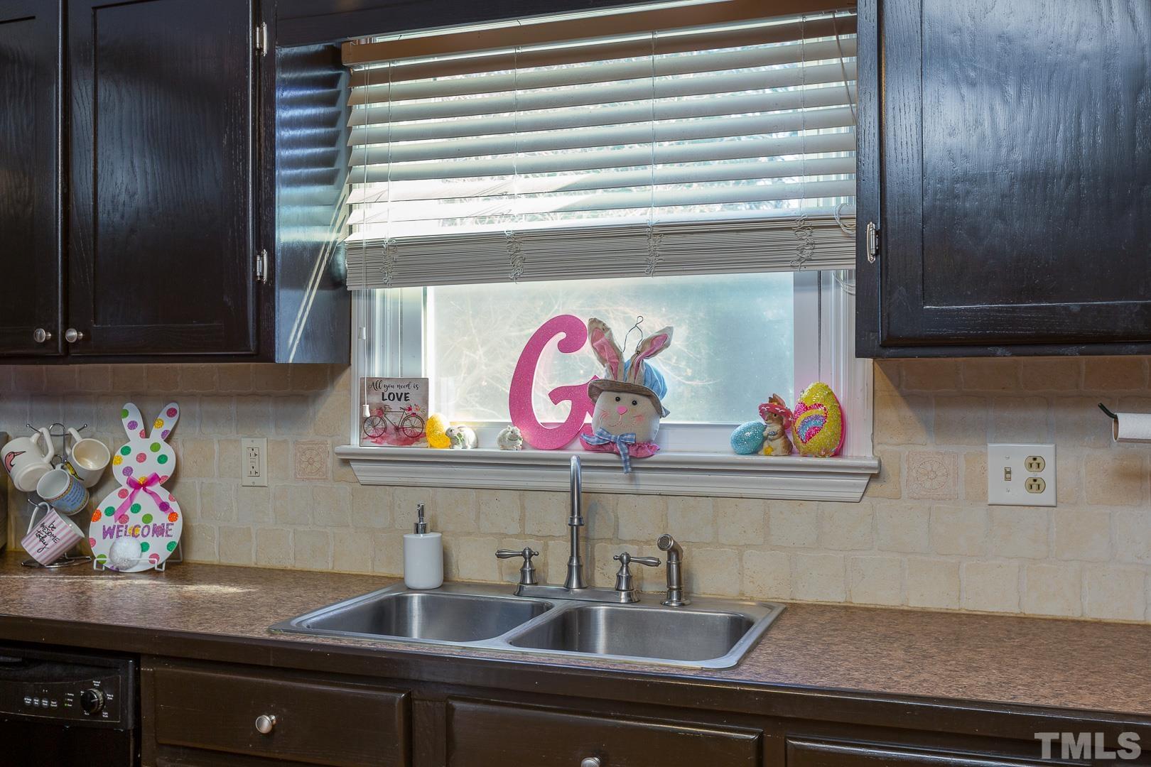 841 Ammons Road Dunn, NC 28334 - Photo 14 of 28 Gallery Image 14