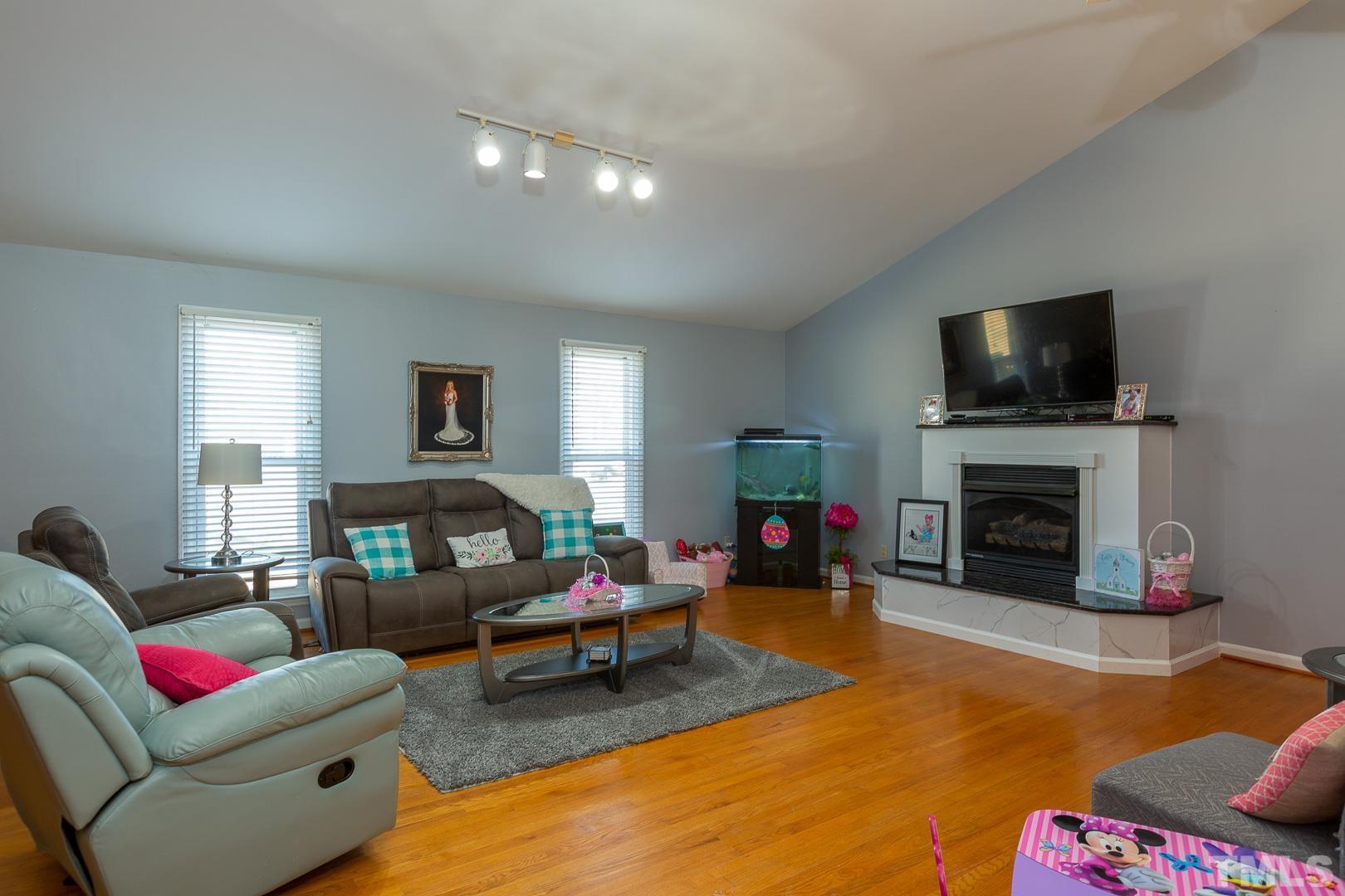 841 Ammons Road Dunn, NC 28334 - Photo 6 of 28 Gallery Image 6