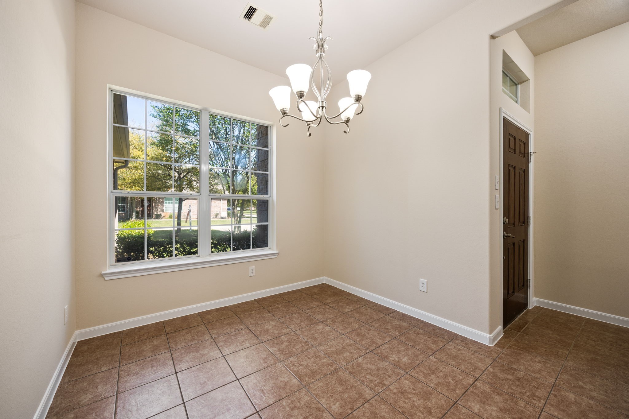 7204 South Boulder Cliff Lane Humble, TX 77396 - Photo 6 of 41
