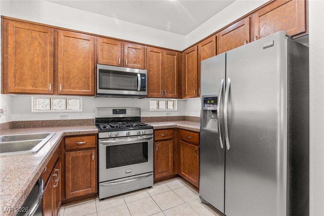 3017 Hartsville Road Henderson, NV 89052 - Photo 10 of 28