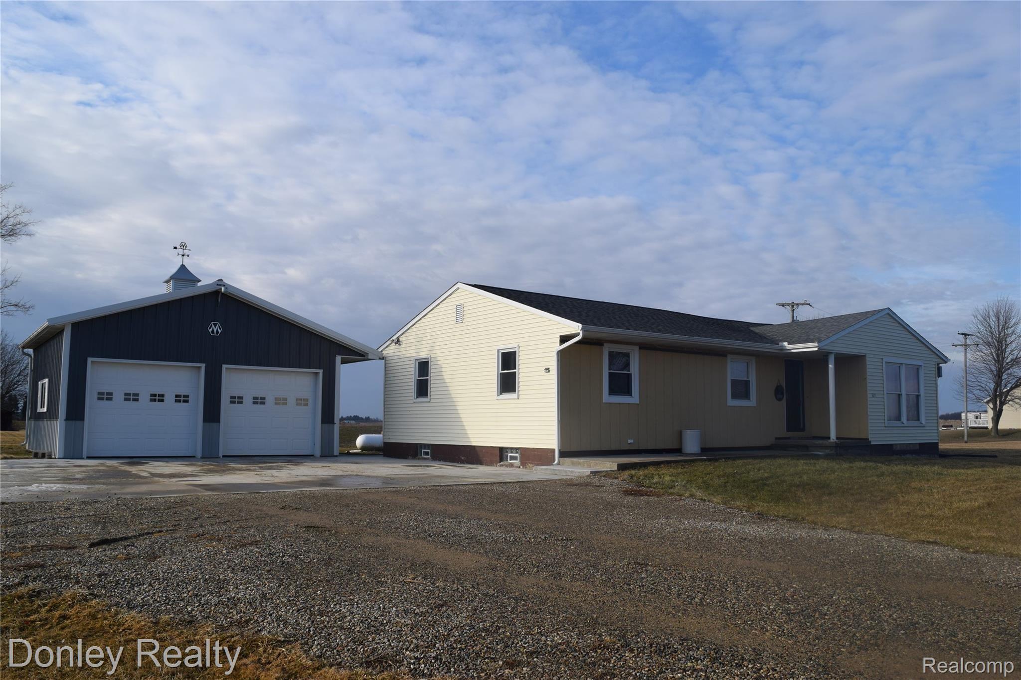 3271 West Marlette Road Marlette, MI 48453 - Photo 1 of 36 DSC_4750.JPG