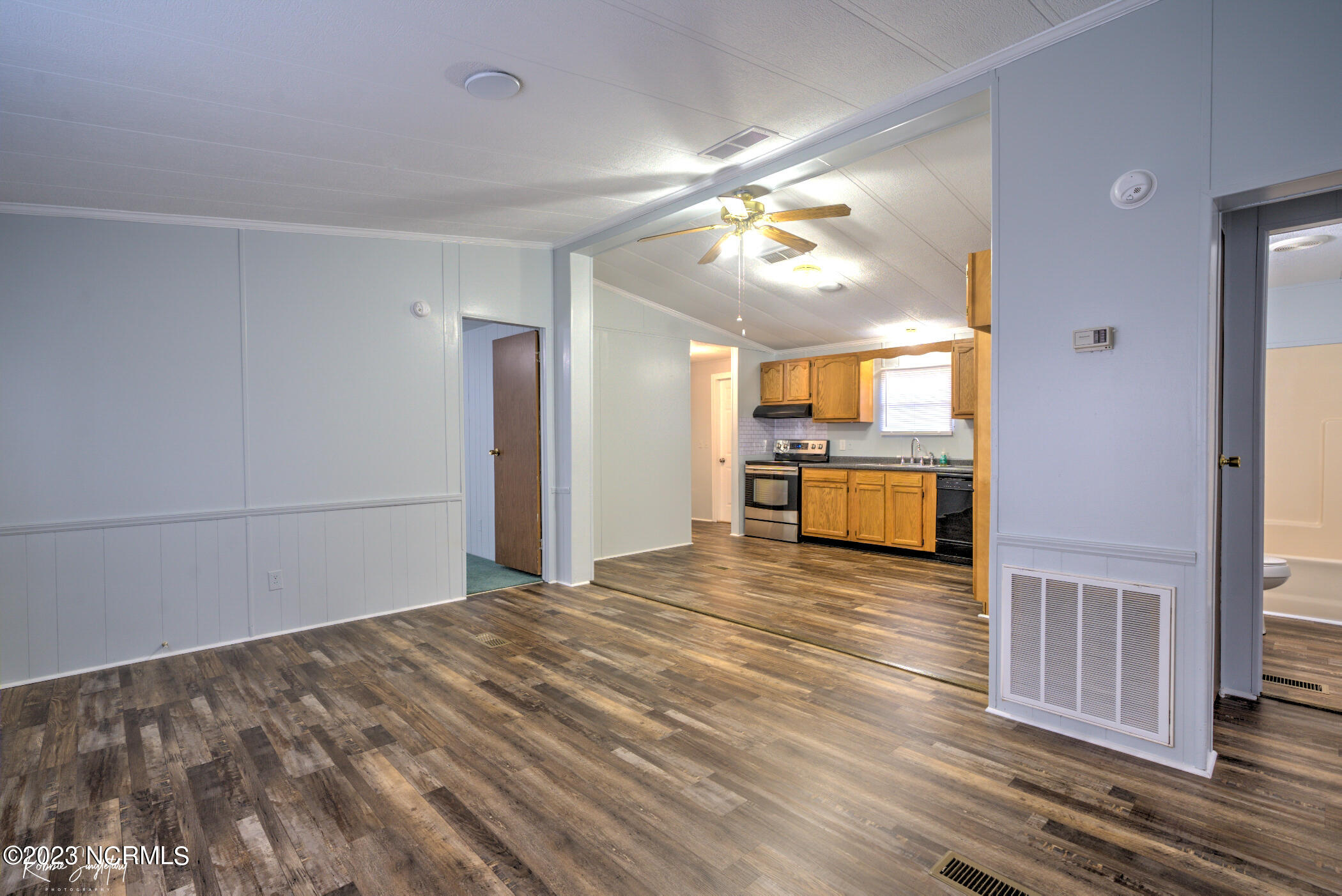 283 Crestview Drive Rockingham, NC 28379 - Photo 6 of 20 DSC07917_8_9