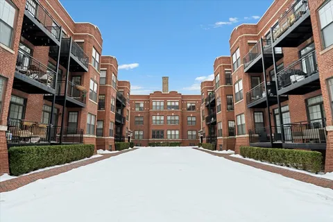 $214,900 | 2707 North Mildred Avenue, Unit 1B, Chicago, IL 60614