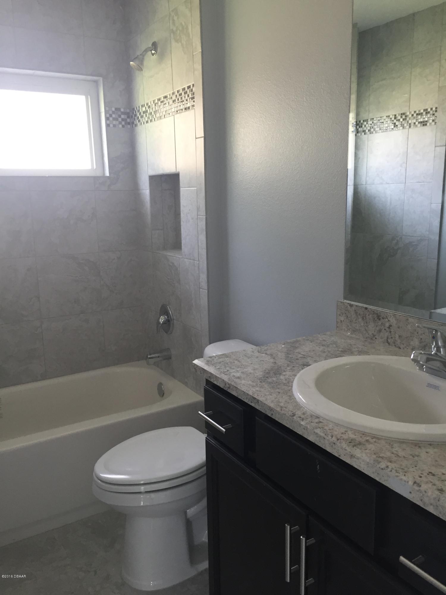 1425 Springleaf Drive Ormond Beach, FL 32174 - Photo 9 of 15 second bath