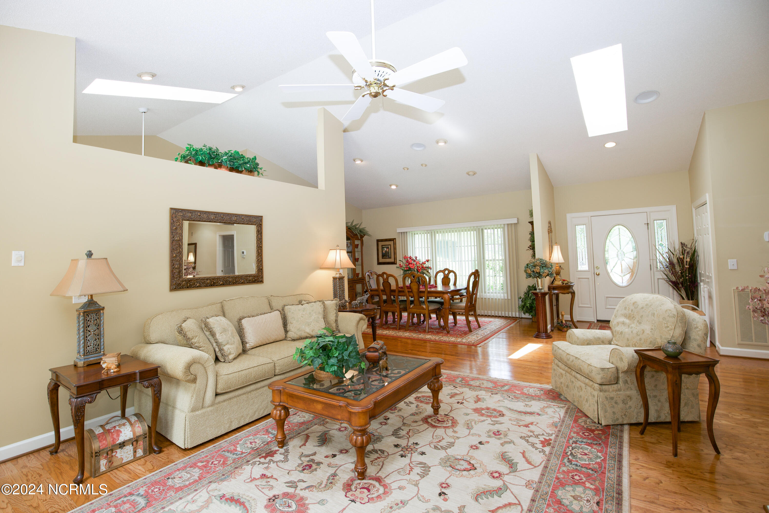 45 Pinewild Drive Pinehurst, NC 28374 - Photo 21 of 50 Living Room