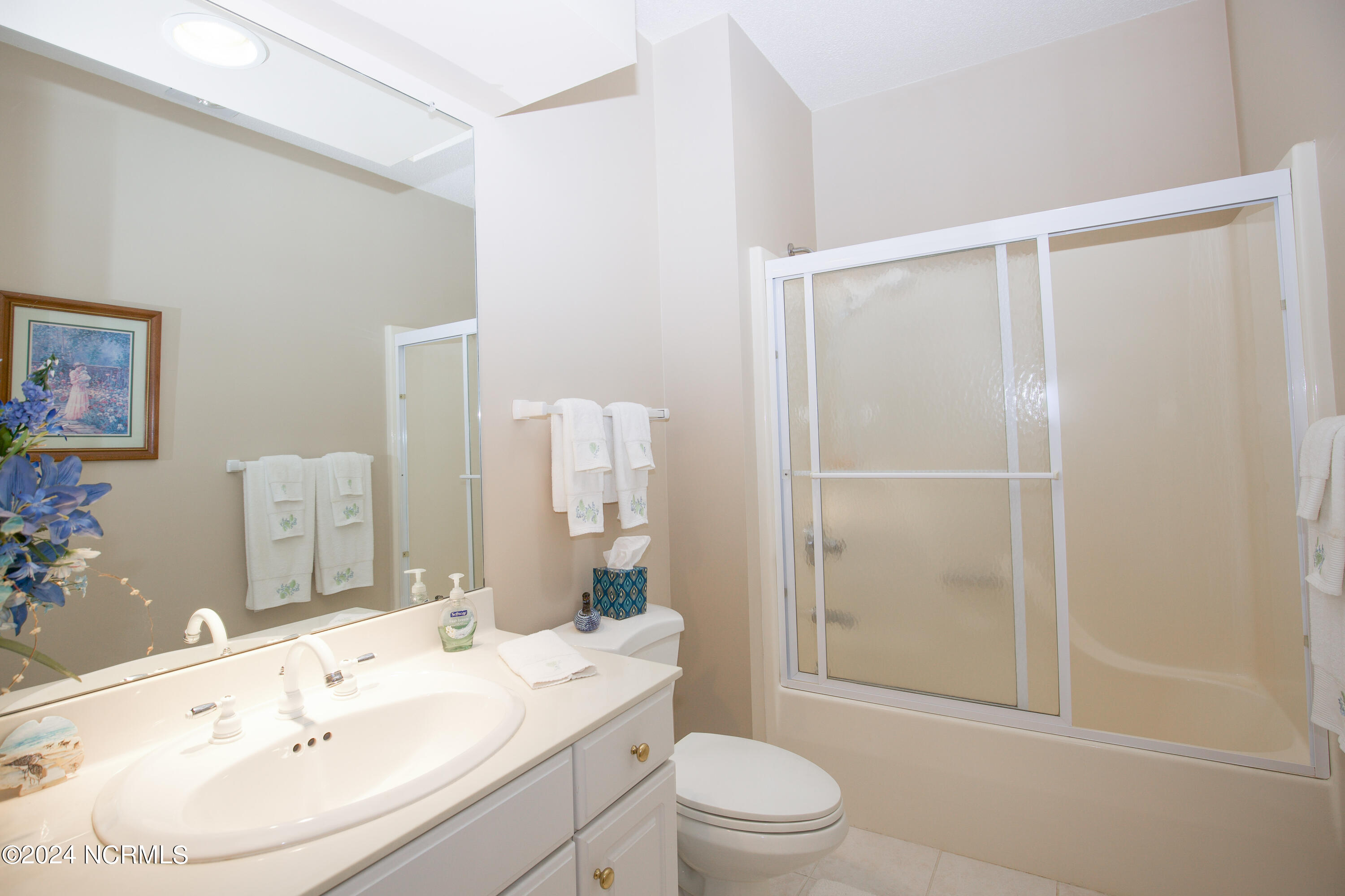 45 Pinewild Drive Pinehurst, NC 28374 - Photo 41 of 50 Bathroom #2