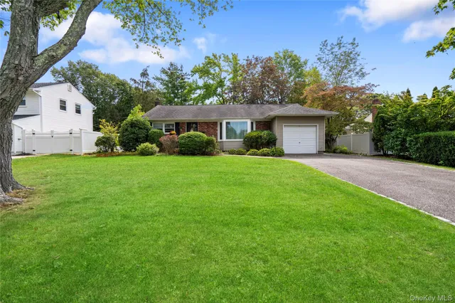 $688,800 | 6 Violet Lane, Commack, NY 11725