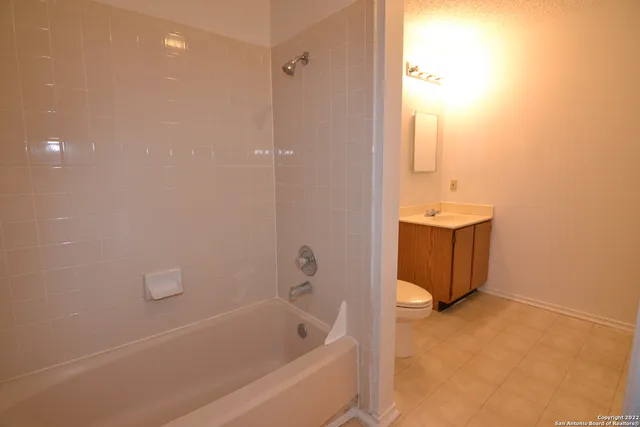 $1,295 | 11406 Colusa Drive, San Antonio, TX 78245