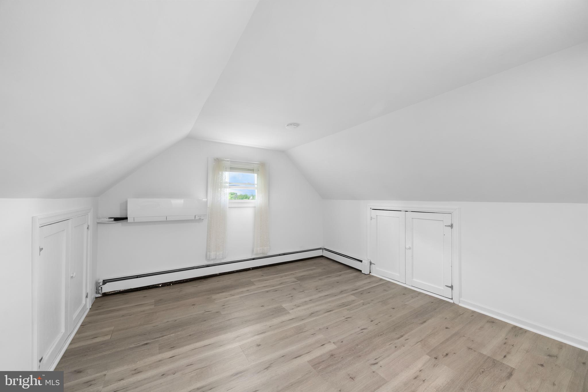 1504 Montgomery Road Wilmington, DE 19805 - Photo 21 of 35 Second floor bedroom