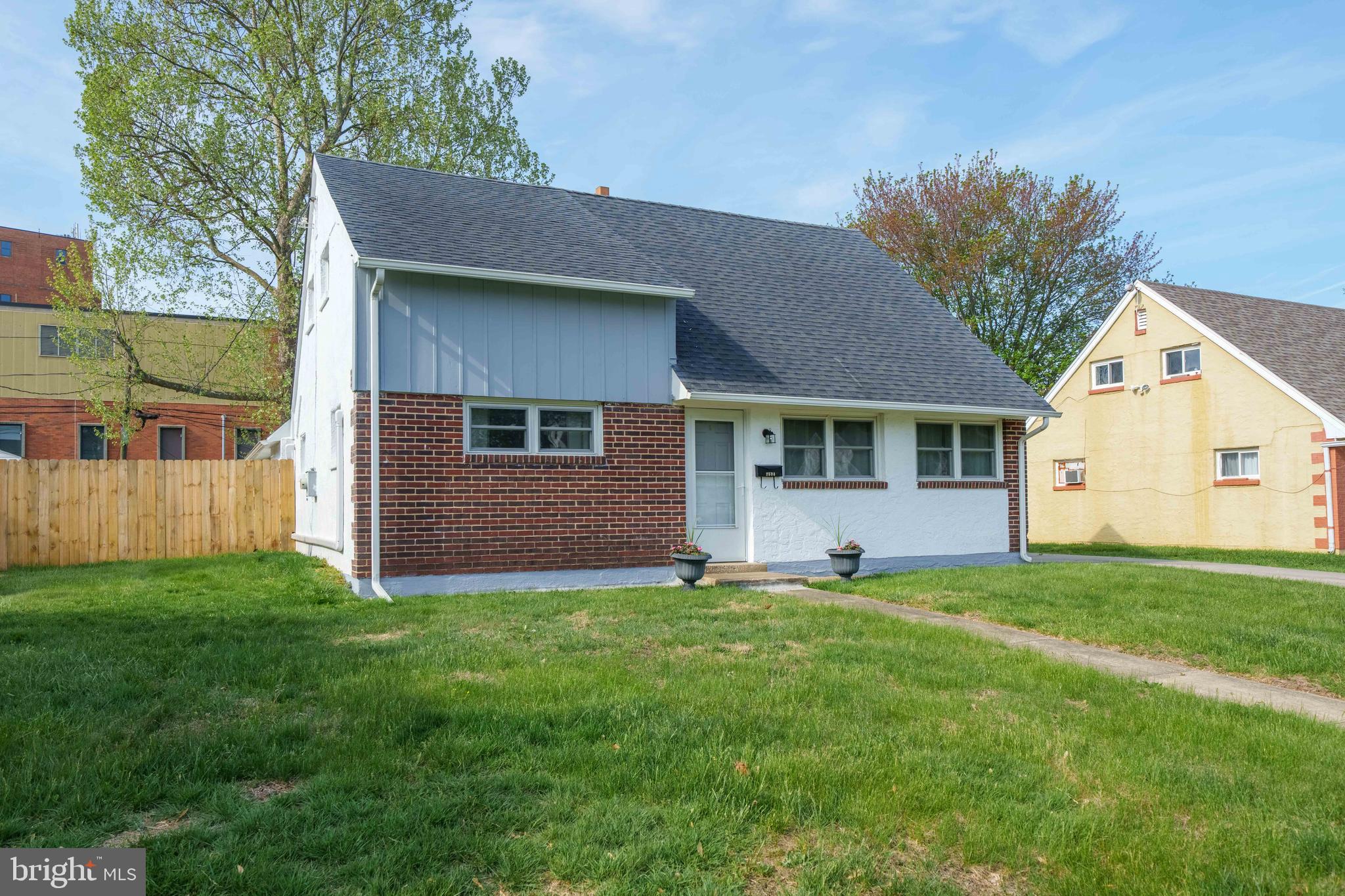 1504 Montgomery Road Wilmington, DE 19805 - Photo 3 of 35 Recently painted exterior