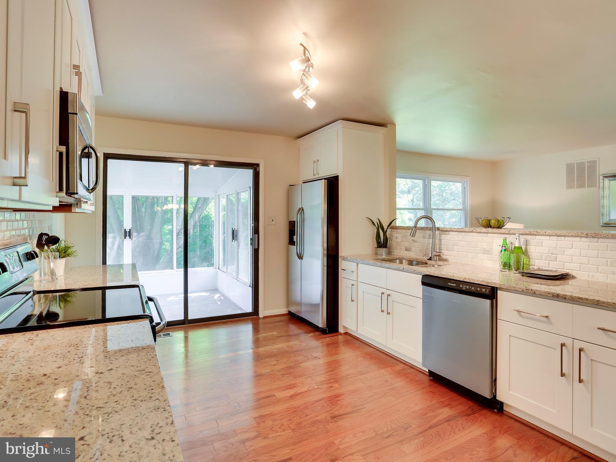 9004 Longbow Road Fort Washington, MD 20744 - Photo 10 of 30 Kitchen