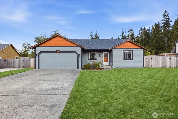 $489,999 | 815 Cody Street Southeast, Rainier, WA 98576
