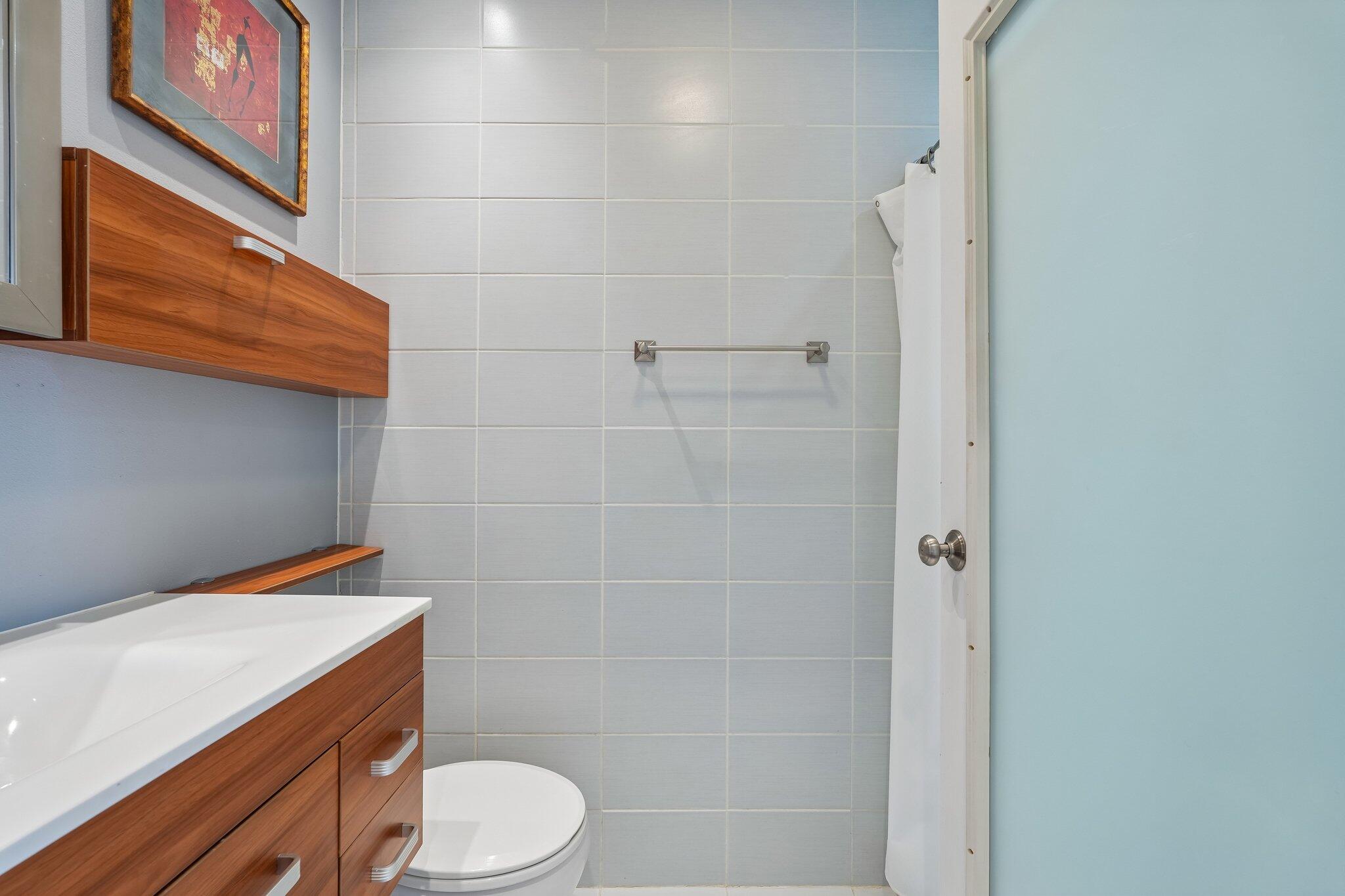 1111 55th Street, Unit 5 Kenosha, WI 53140 - Photo 15 of 24 15-web-or-mls-55th St 5-S0906-015