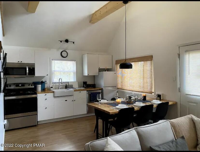 124 Bull Run Long Pond, PA 18334 - Photo 5 of 26 a kitchen with a sink cabinets and stainless steel appliances