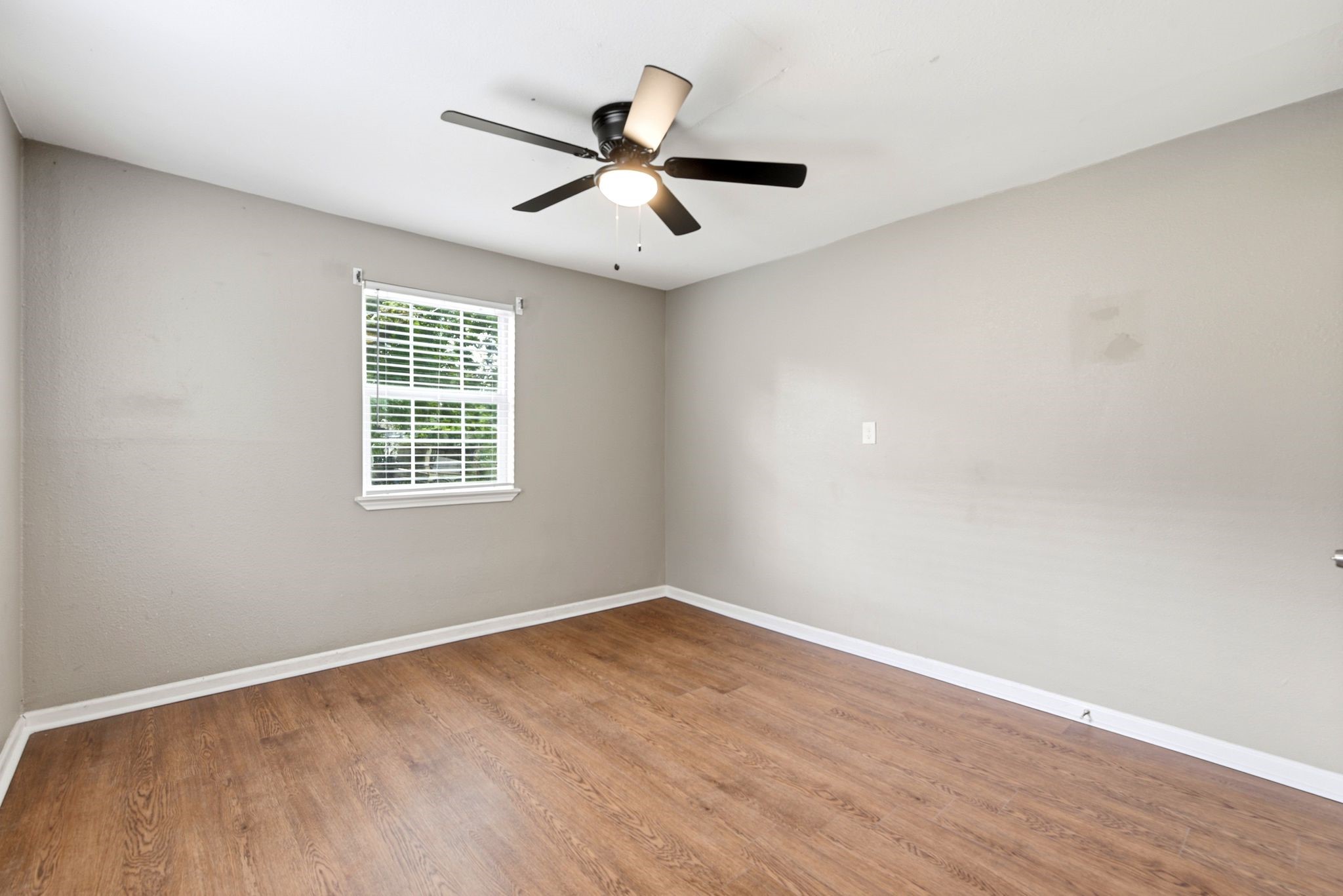 509 Ward Road Baytown, TX 77520 - Photo 27 of 33 Gallery Image 27